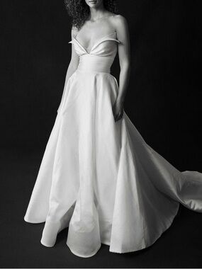 Sarah Seven ‘Toula’ Gown